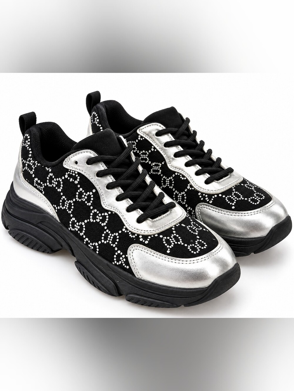 Taxi Women’s Size 6 Black Silver Rhinestone Chunky Sneakers Y2K Bling